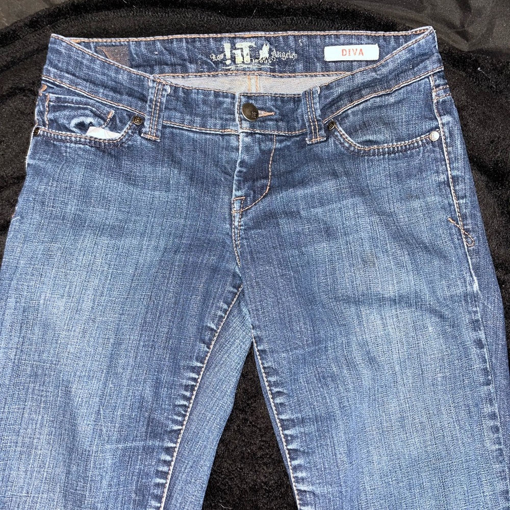 Jeans - Picture 3 of 3